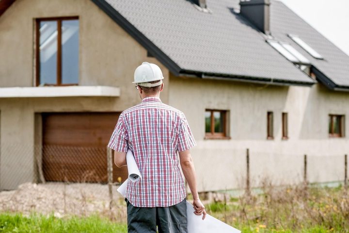 Ten questions to ask before you hire a builder